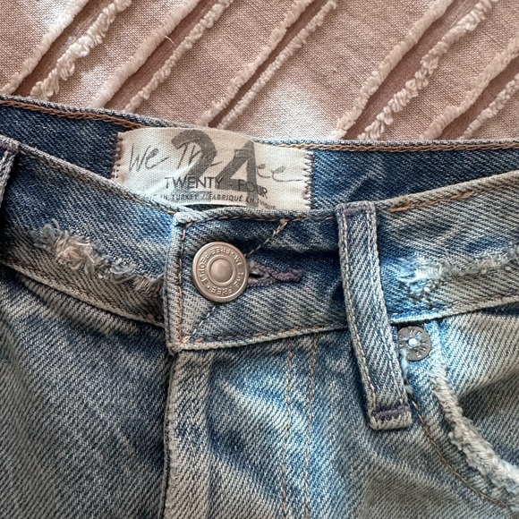 We the Free denim shorts - Picture 2 of 3